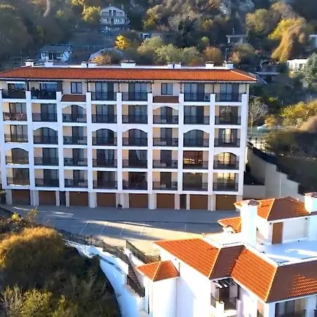 Seaview One Bedroom Flat Apartment *